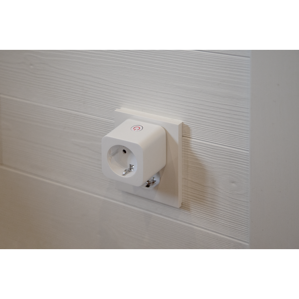 Smart Plug Elutag