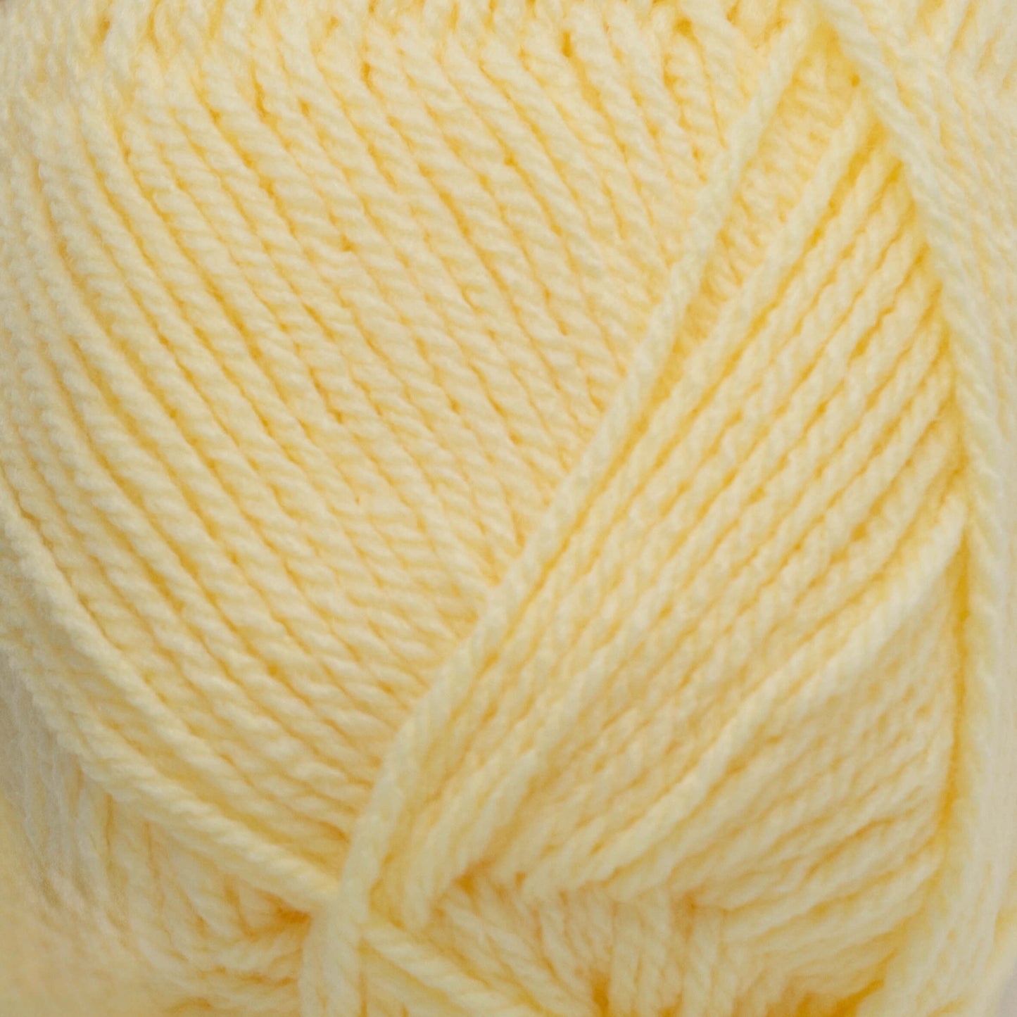 Queen garn 50g 100% akryl